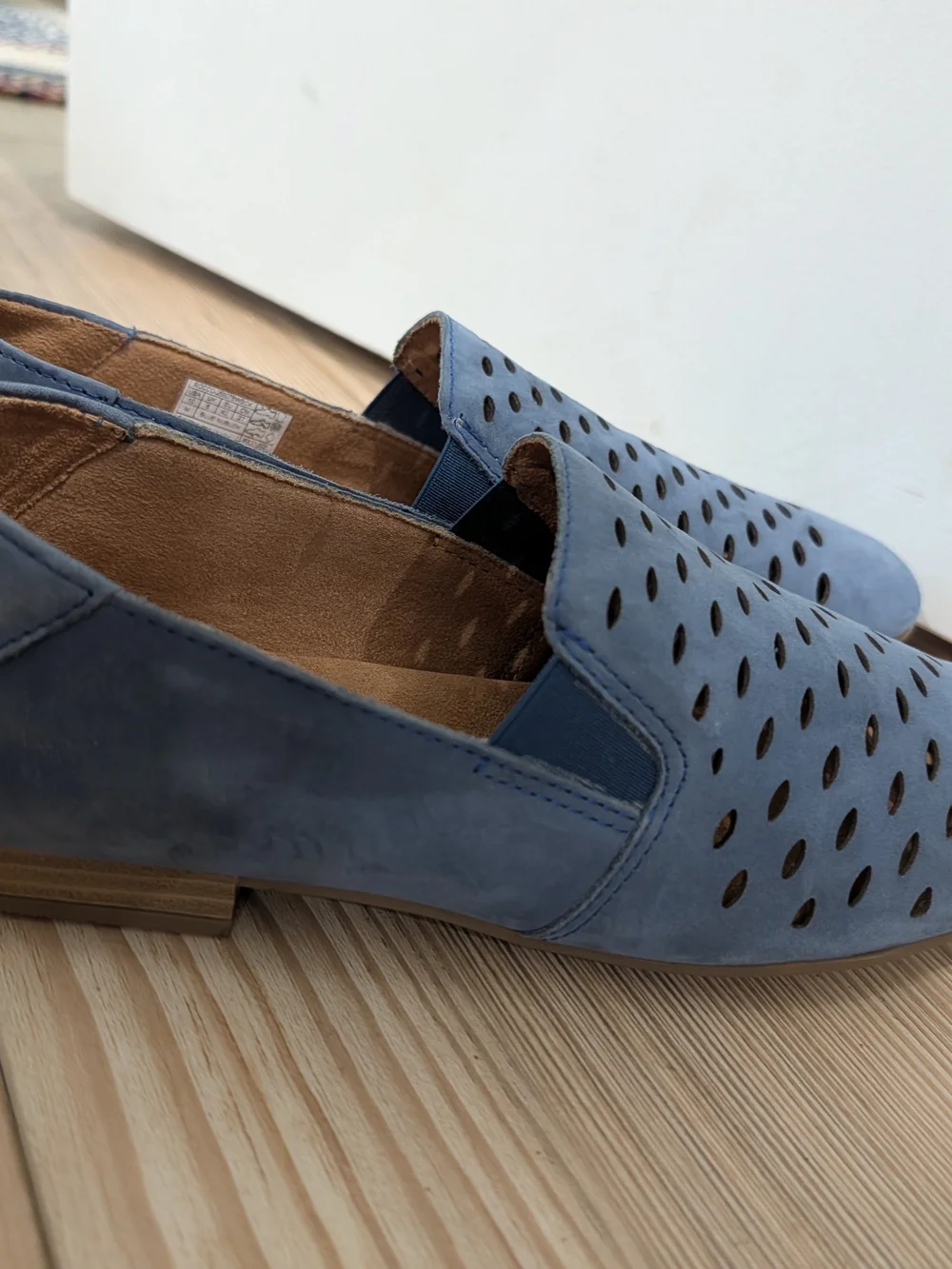 Earth Origins‎ Women’s Perforated Blue Suede Slip-On Loafers